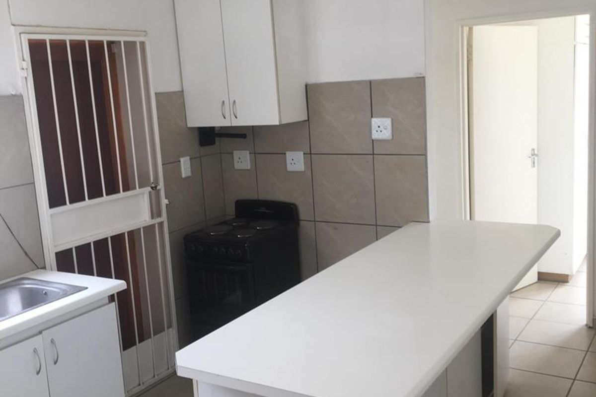 Townhouse in Avis for Sale | N$ 2 000 000 - Photo 5