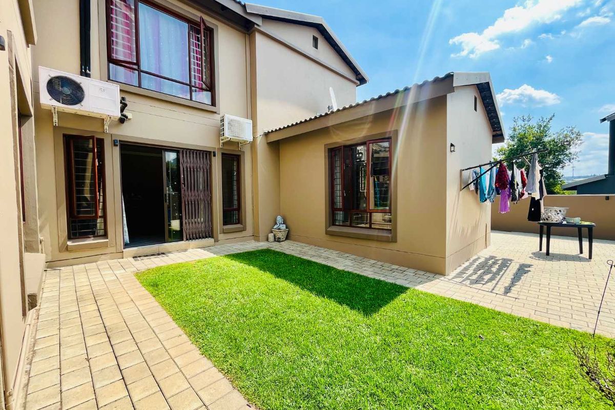 Prime 5-Bedroom Property in a Sought-After Woodlands Estate, Barbeque Downs - Photo 3