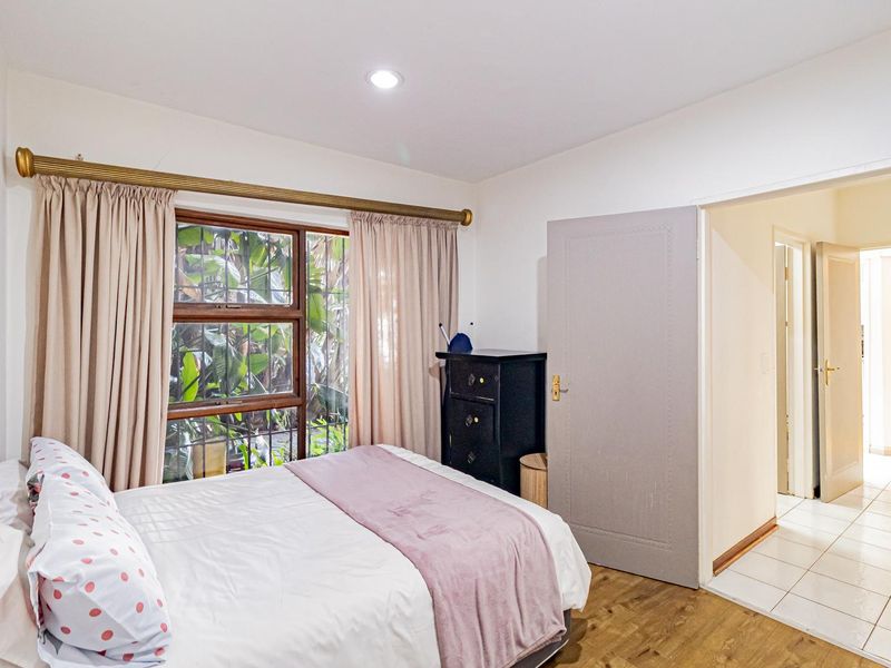 Stylish 3-Bedroom Townhouse in Secure Bryanston Estate | Living Meets Nature - Photo 10