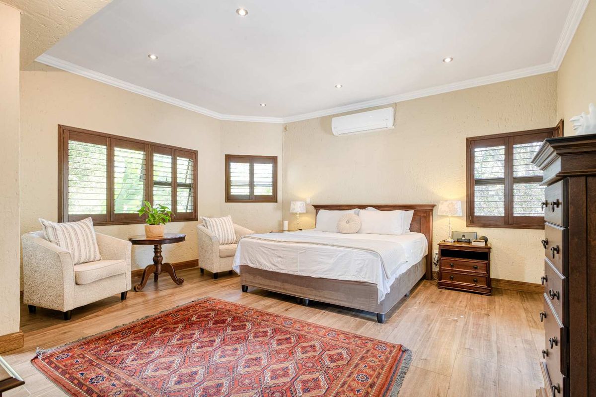 CHARMING 4 BEDROOM HOME IN THE LIFESTYLE ESTATE OF FOURWAYS GARDENS. - Photo 5