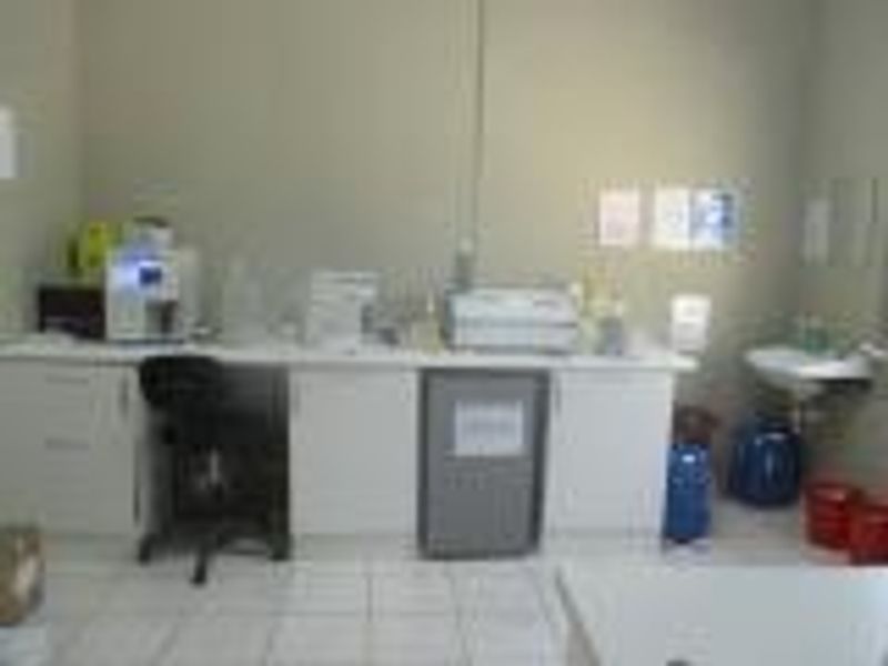 PRIME BUSINESS MEDICAL OR OFFICE USE - Photo 8