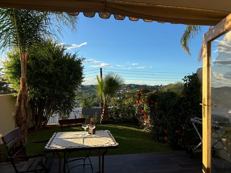 Double storey Townhouse for rent in Eros Park - Photo 2