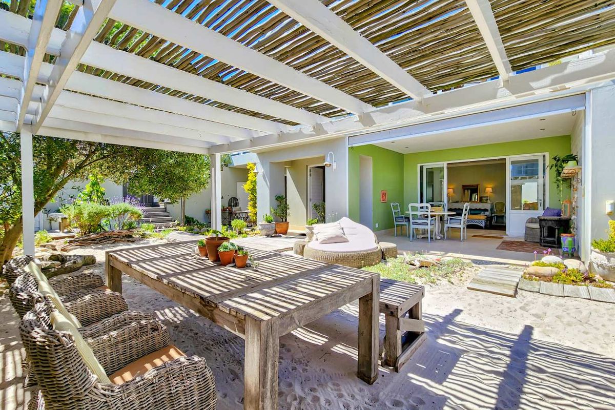 Beach & Beyond Villa | Where Calm Meets the Coast - Photo 3