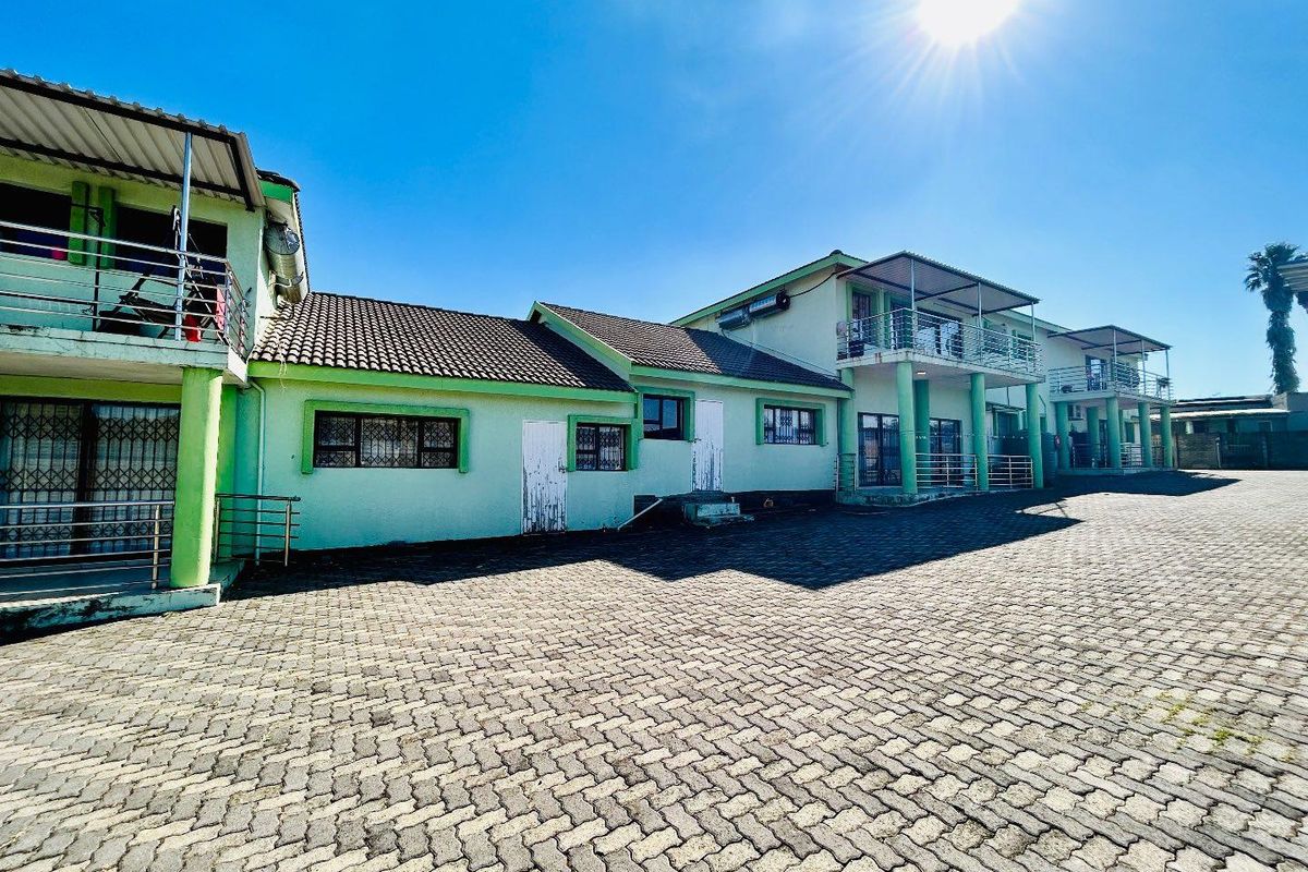 9 unit Complex for sale in vryheid - Photo 2