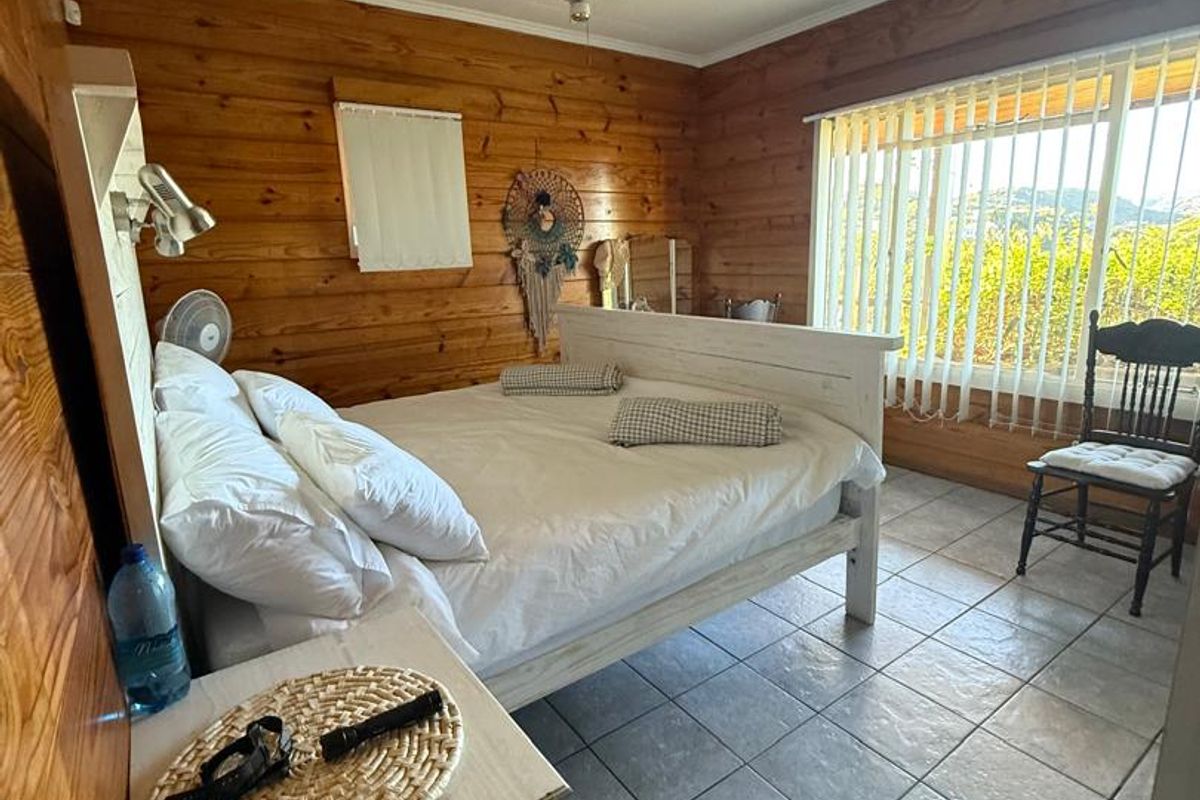 Massive family home for sale in Eros, Namibia. - Photo 5