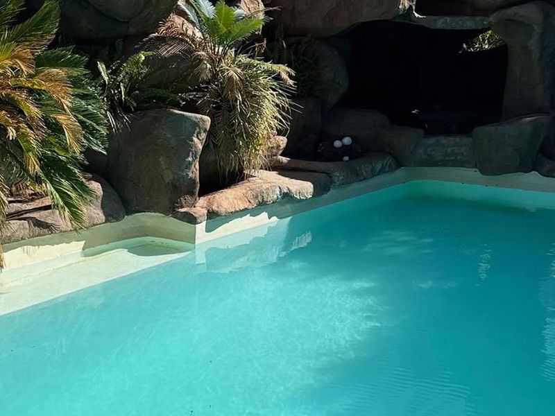 BEAUTIFUL FAMILY HOUSE FOR SALE LUDWIGSDORF, KLEIN WINDHOEK, NAMIBIA - Photo 2