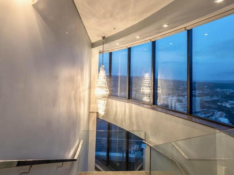 Hendra - Penthouse Perfection with Breathtaking Views - Photo 10