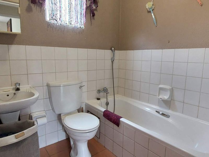 2-Bedroom Apartment, ideal investment property - Photo 5