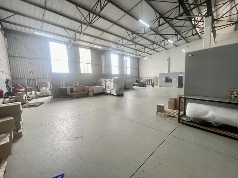 Hendra - Prime 1 004 sqm Industrial Unit – For Sale | Riverhorse Valley - Photo 4