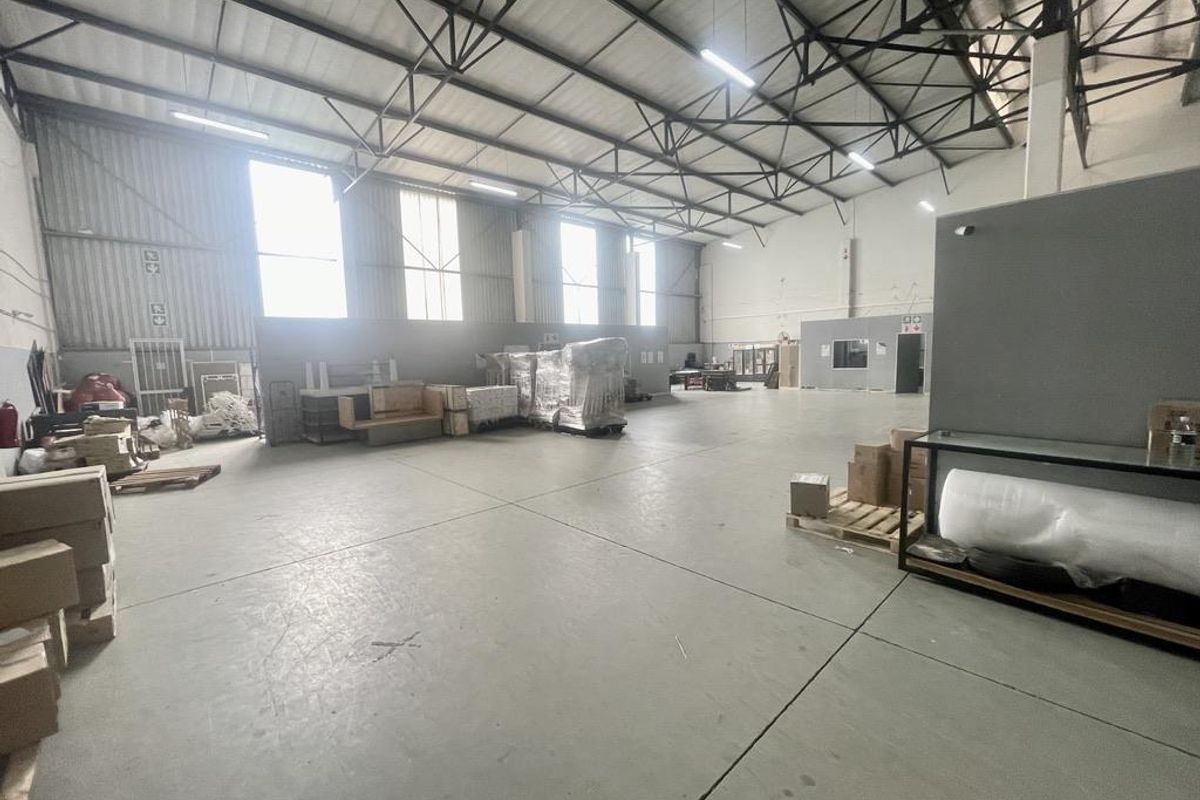 Hendra - Prime 1 004 sqm Industrial Unit – For Sale | Riverhorse Valley - Photo 4