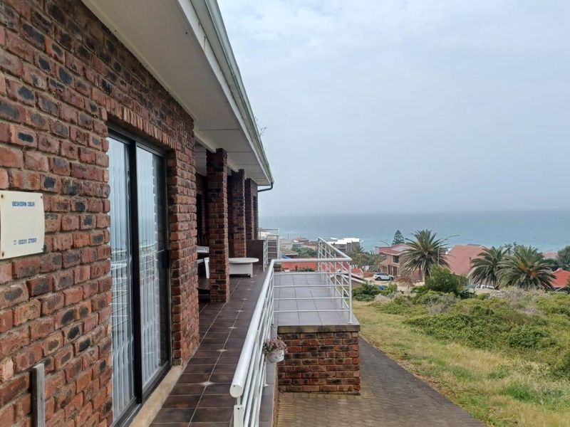 Facebrick Gem with stunning Ocean views. - Photo 7