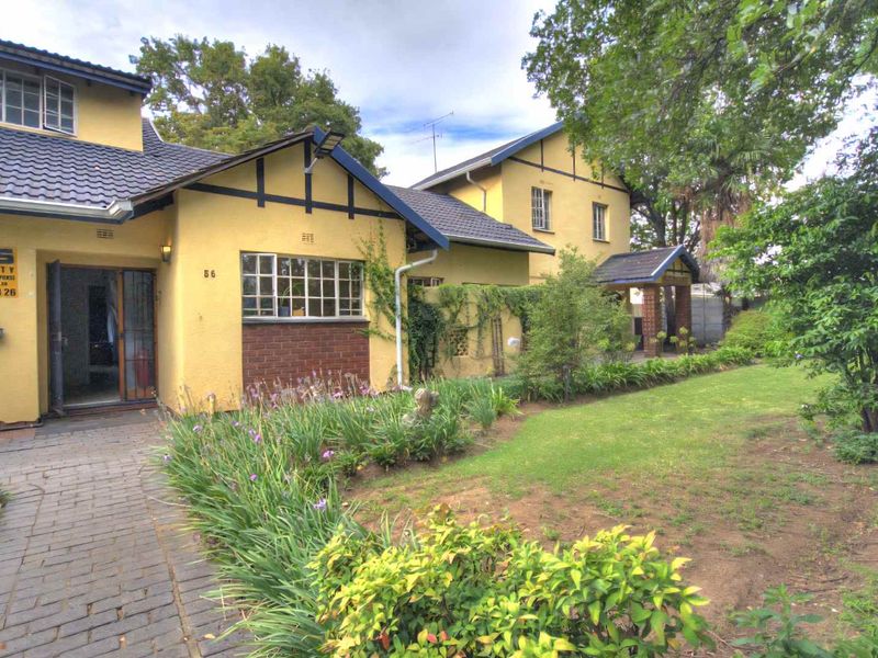 Massive Family home with Giant Cottage in Prime Brackenhurst (meyersdal side) - Photo 5