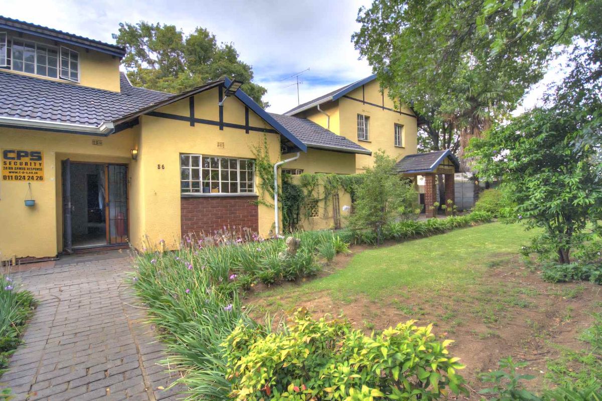 Massive Family home with Giant Cottage in Prime Brackenhurst (meyersdal side) - Photo 5