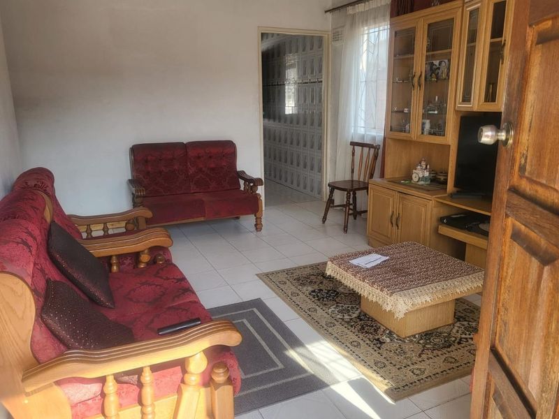 For Sale First Time on the Market! Step less Home in the Heart of Shallcross - Photo 2
