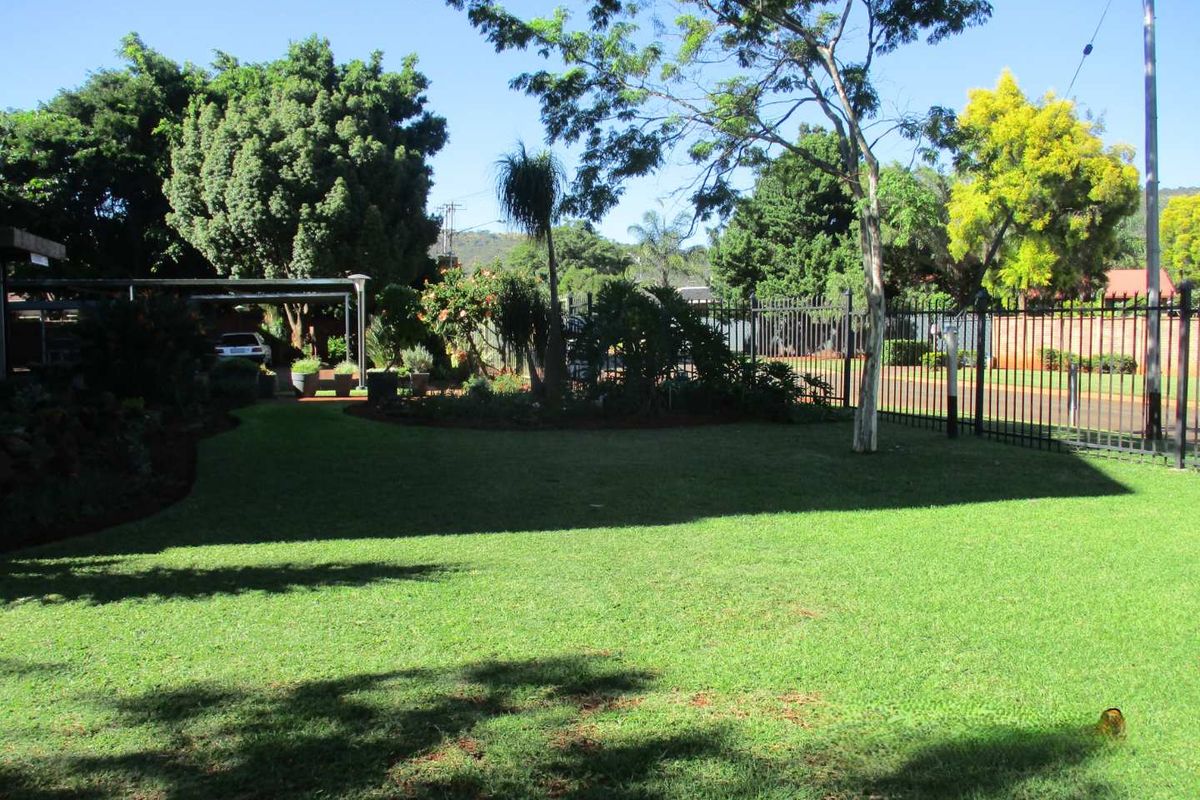 Overberg - Located above Zambesi drive - Photo 5