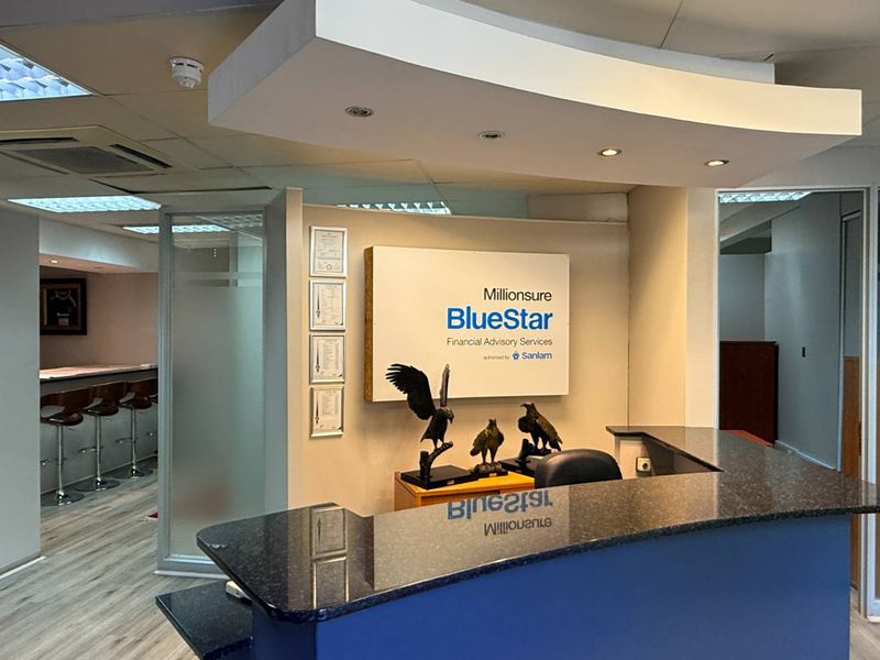 Prime retail for sale Parliament Street - Photo 9