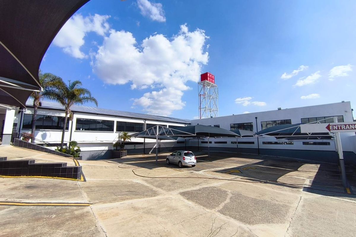 5700m2 Warehouse / Distribution Facility For Sale in Ophirton, Booysens - Photo 3