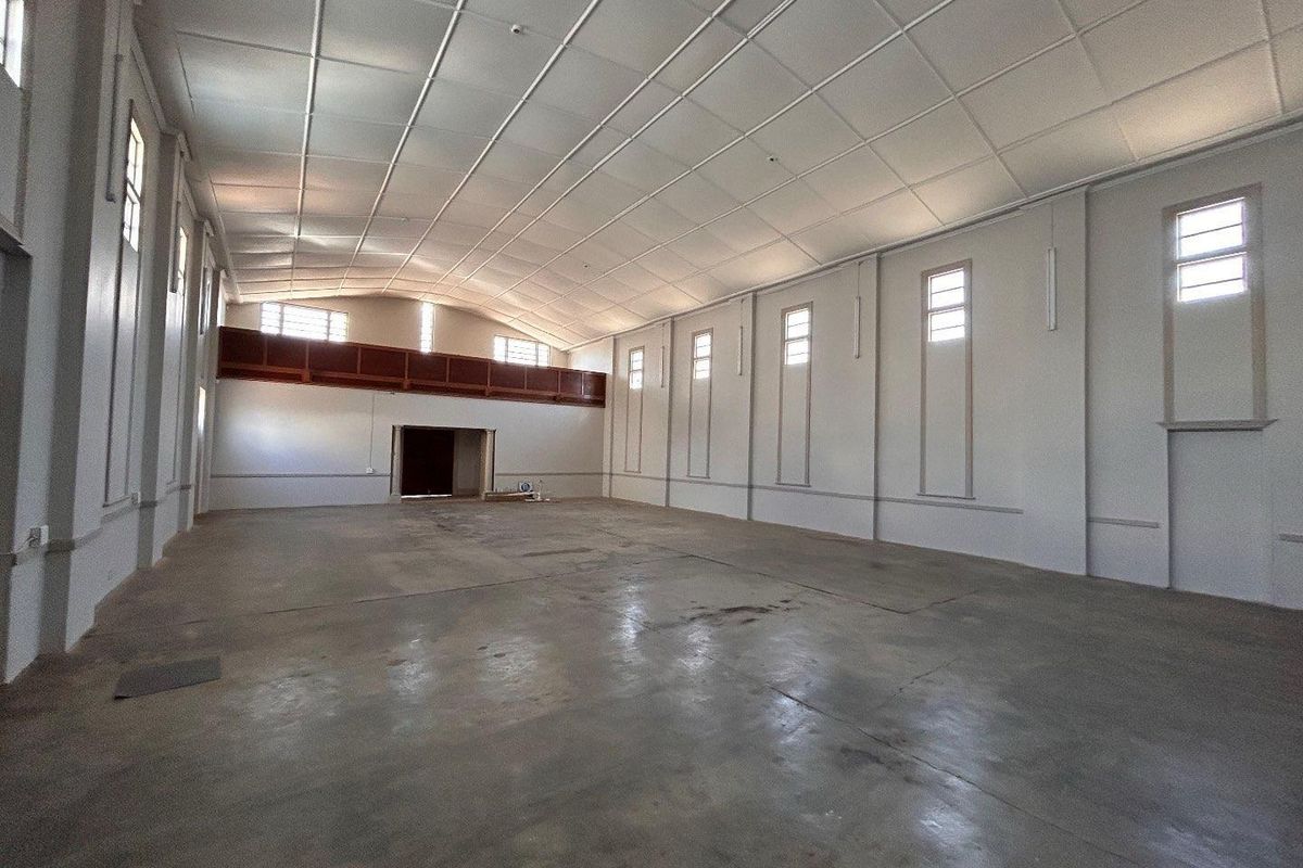 commercial property for sale in the heart of Vryheid - Photo 2