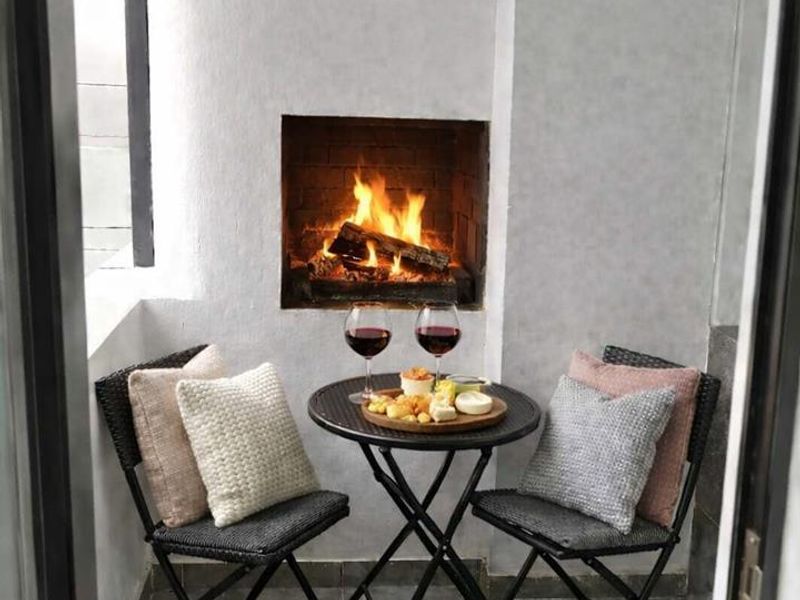 Modern living 2 bedroom Appartment - Photo 3