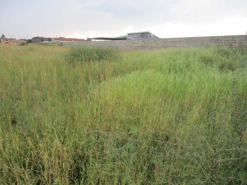 Enjoy the tranquility of Henley - Photo 4