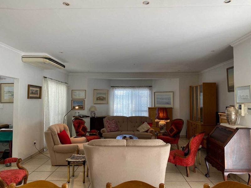 House For Sale in Klein Windhoek - Photo 8