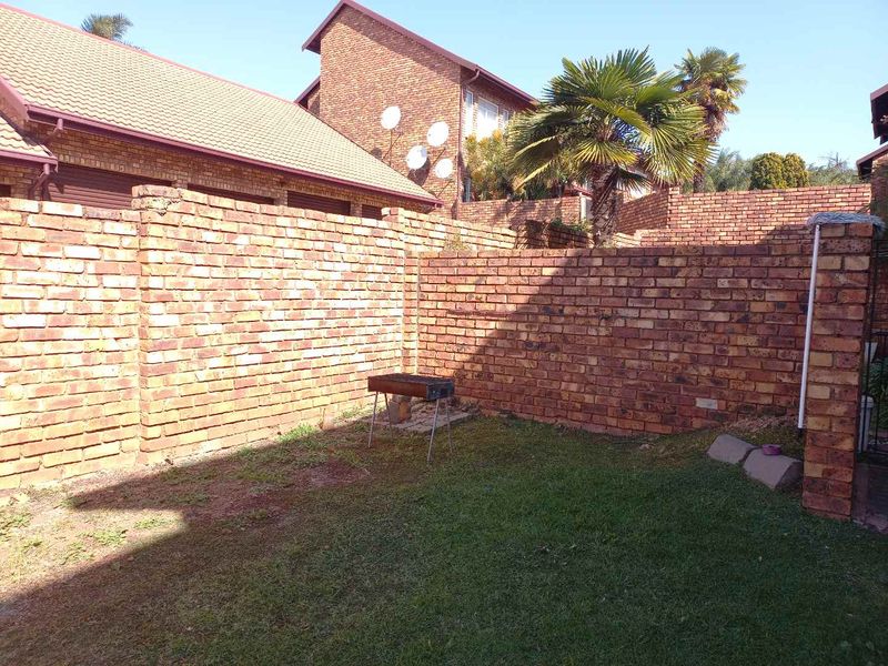 Month-to-month rental contract! 2 bedroom apartment - Photo 10