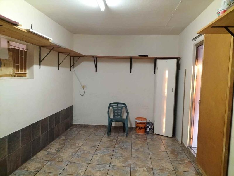 Three bedroom house to rent - Photo 2