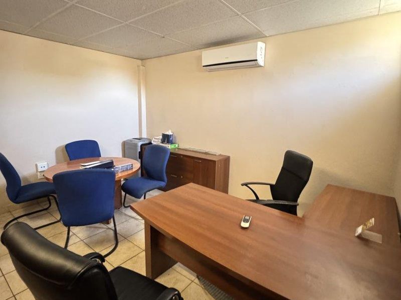 Modern Commercial Property in Prosperita - Photo 6