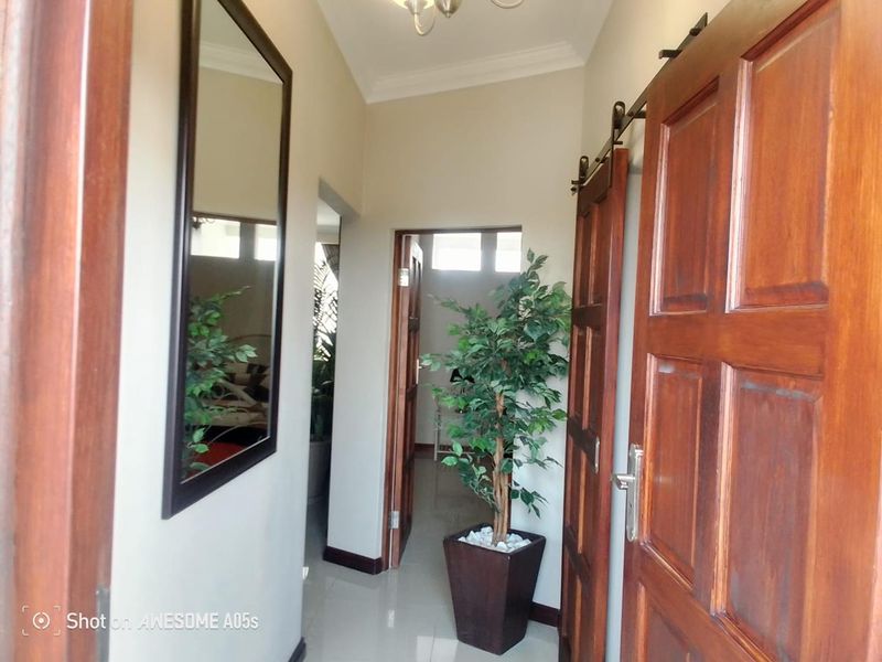 Exquisite 2 bed in Germiston - Photo 2