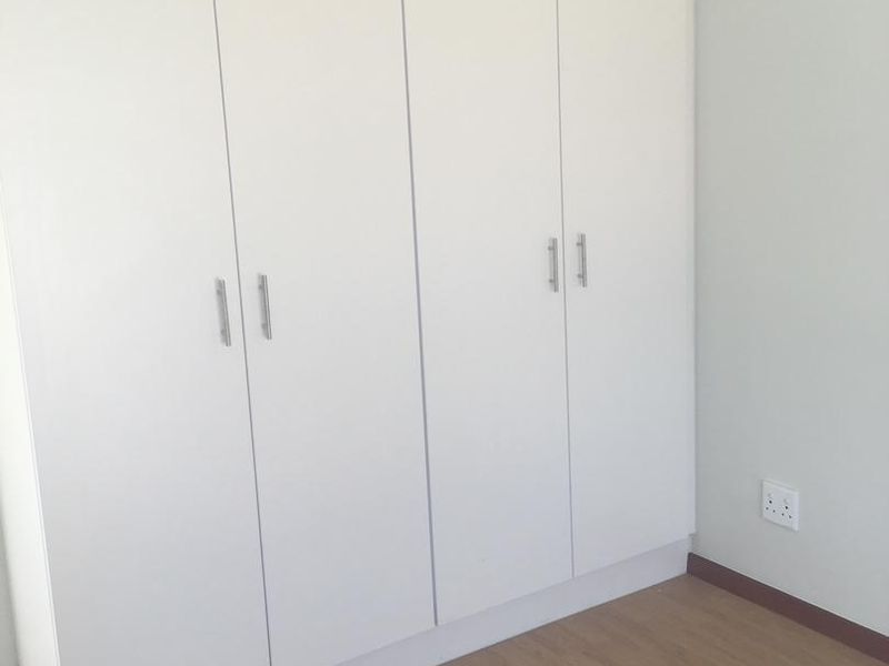2 Bedroom Apartment for Sale- Okahandja - Photo 7