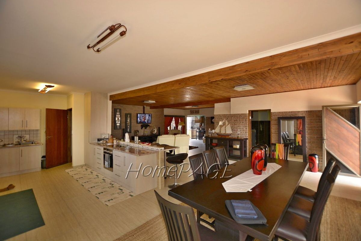 Ext 10, Henties Bay:  Low Maintenance Home with Flat is for Sale - Photo 4