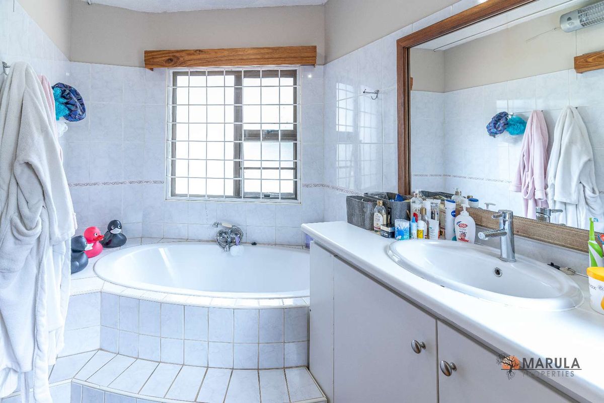 FOR SALE | N$7 100 000 | OUT OF NATURE ESTATE, WINDHOEK - Photo 3