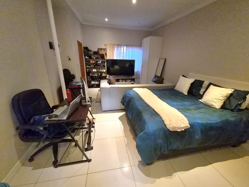 Bachelor Garden Cottage to Rent – Rietondale - Photo 2