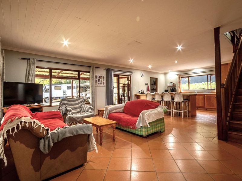 OFF-GRID BALGOWAN SMALLHOLDING WITH MULTIPLE INCOME STREAMS IN THE KZN MIDLANDS - Photo 9