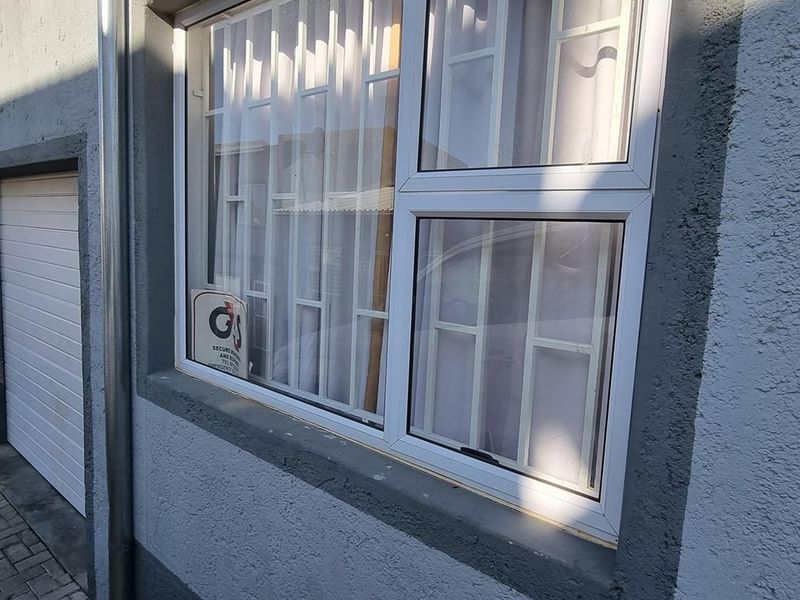 Otjomuise Townhouse For Sale - Photo 2