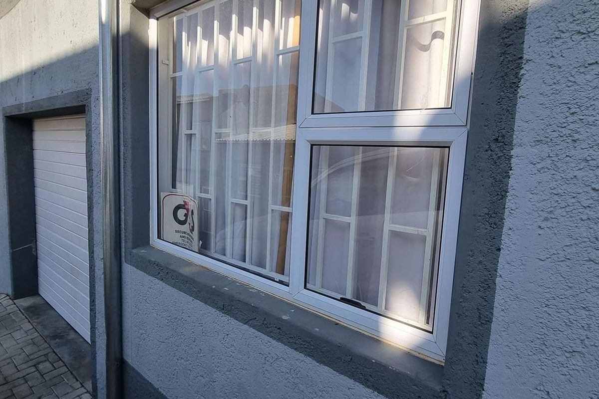 Otjomuise Townhouse For Sale - Photo 2