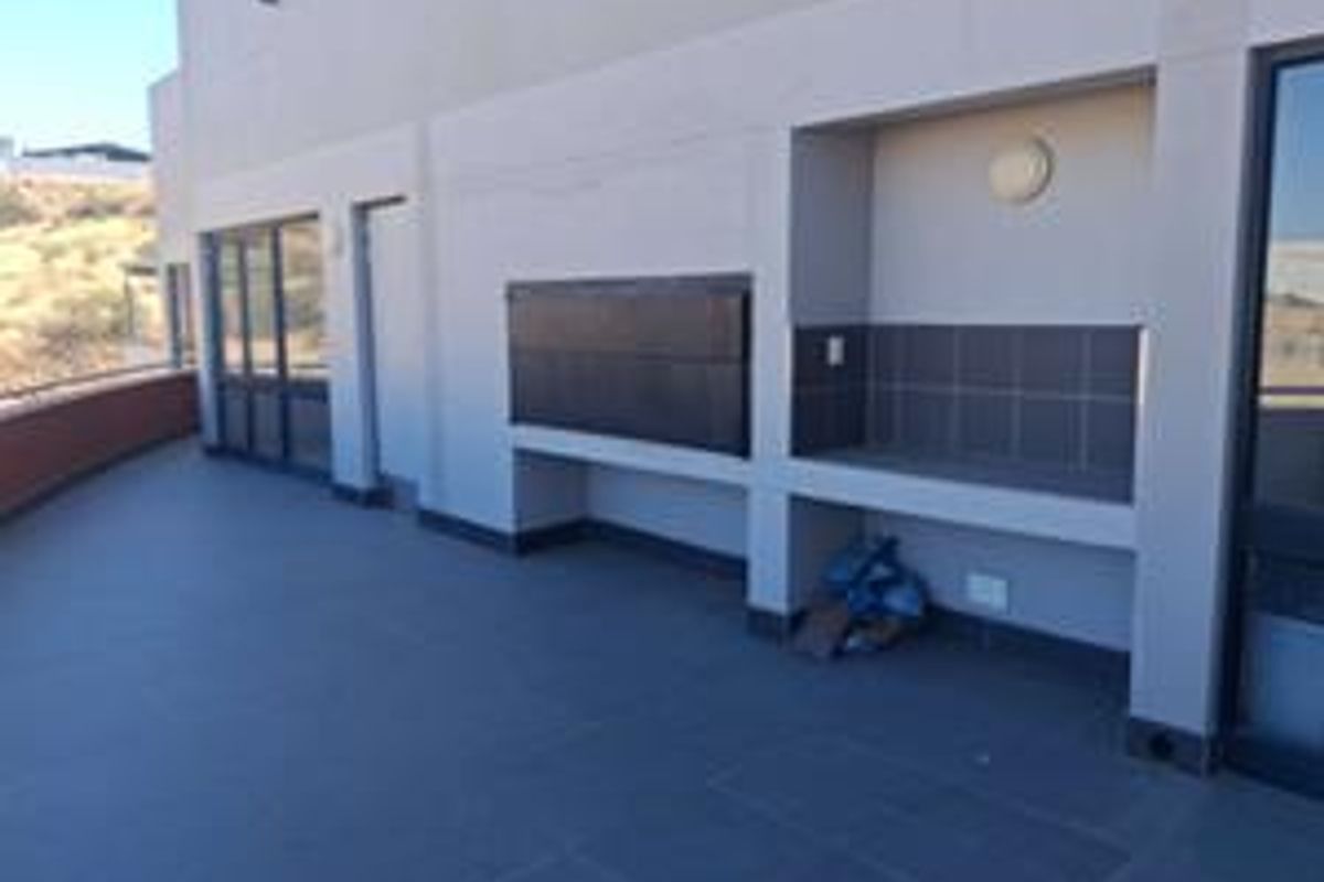 Offices To Let - Photo 3