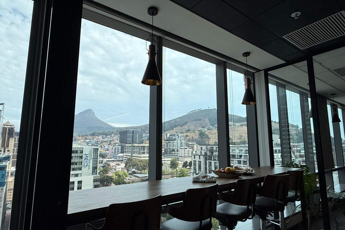 AAA-grade office space with panoramic views in Cape Town CBD - Photo 5