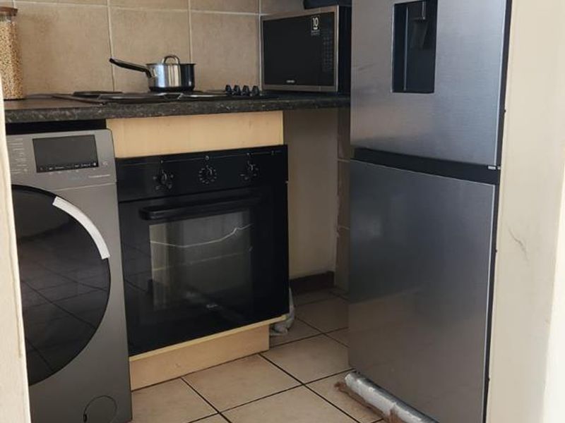 Apartment For Sale In Karenpark - Photo 7