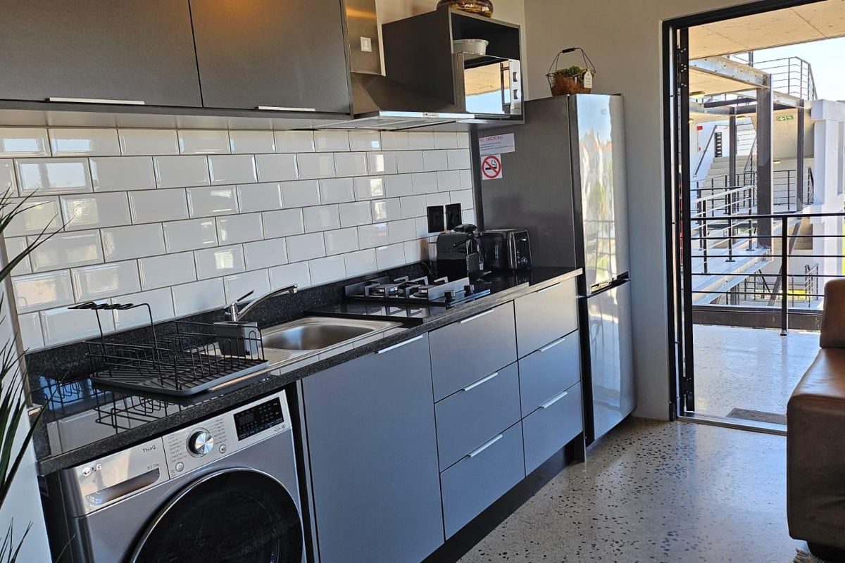 Own Cape Town’s Beachfront Lifestyle - Photo 3