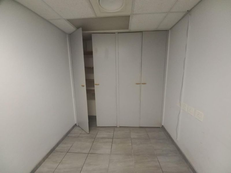 Prime Commercial Office Space - Photo 10