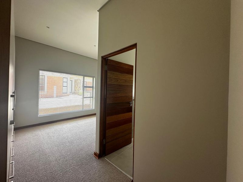 Idyllic Retirement Living Awaits - Photo 10