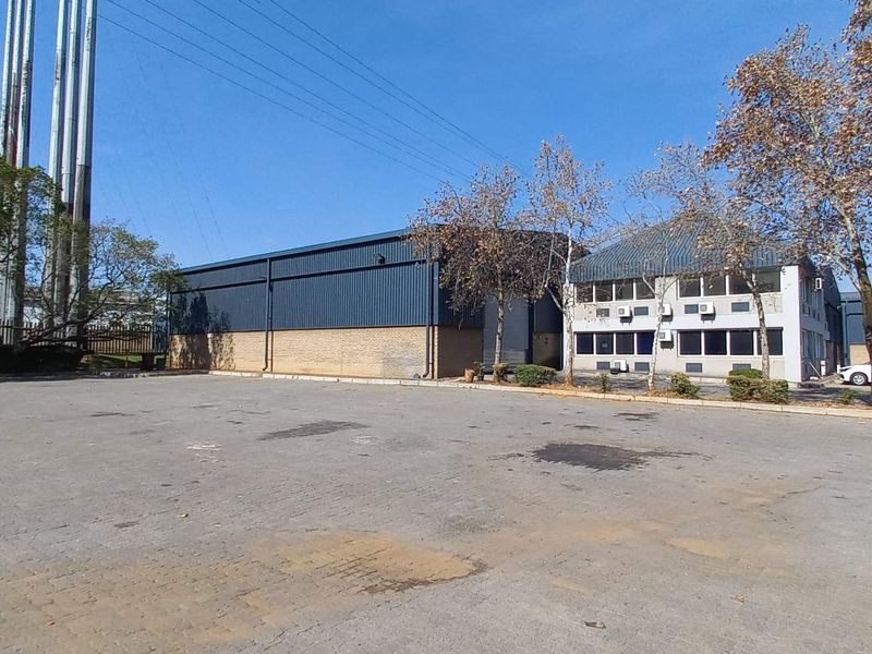 1,008m2 Secure Industrial Space Available in Isando's Premier Business Park - Photo 8