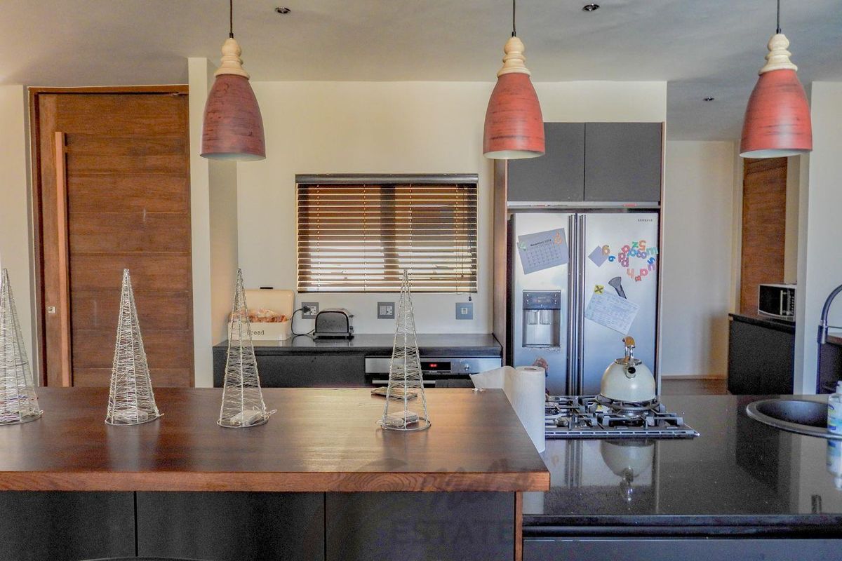 Luxurious Home For Sale at Rossmund Golf Resort, Swakopmund - Photo 4