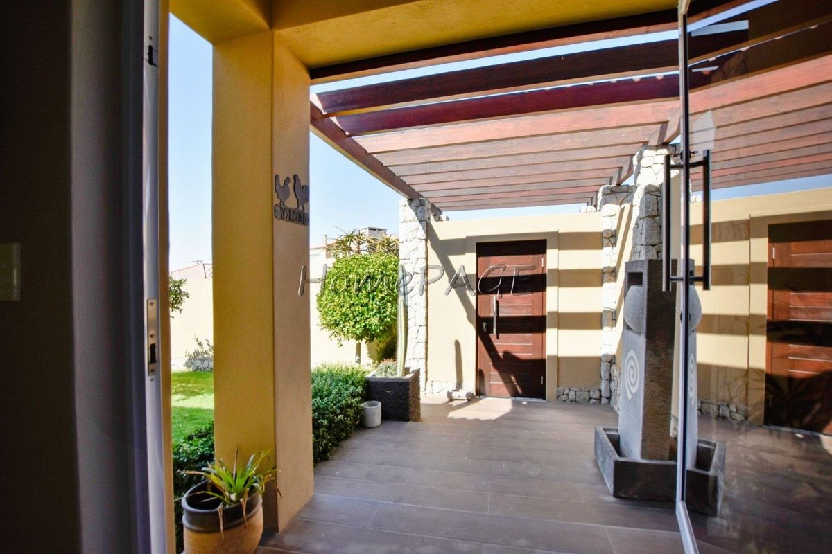 Rossmund Golf Estate, Swakopmund:  Large, Neat, Upmarket Home is for Sale - Photo 5