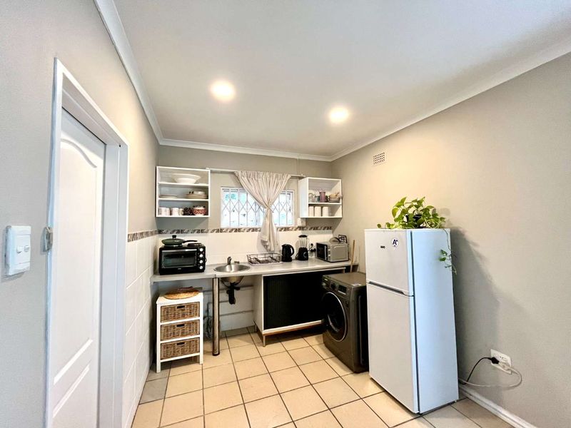 Hidden Gem in Westriding | Charming 2-Bedroom Freestanding Home - Photo 4