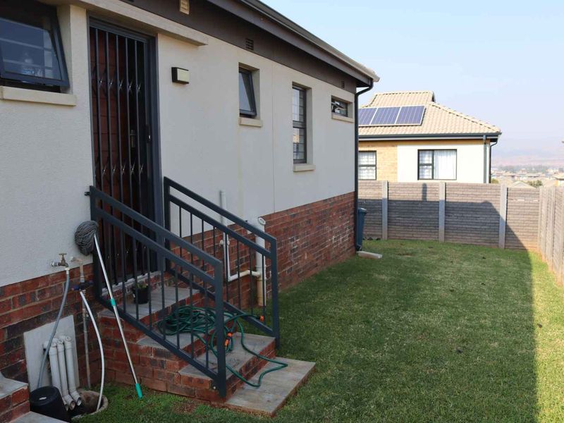 Clean and safe security estate - Photo 8