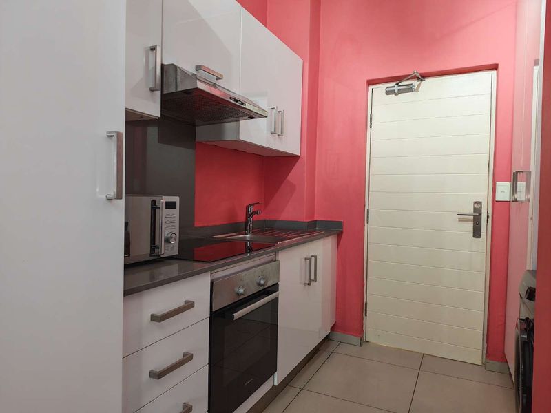 1 Bedroom Apartment for Sale in North RIding - Photo 4