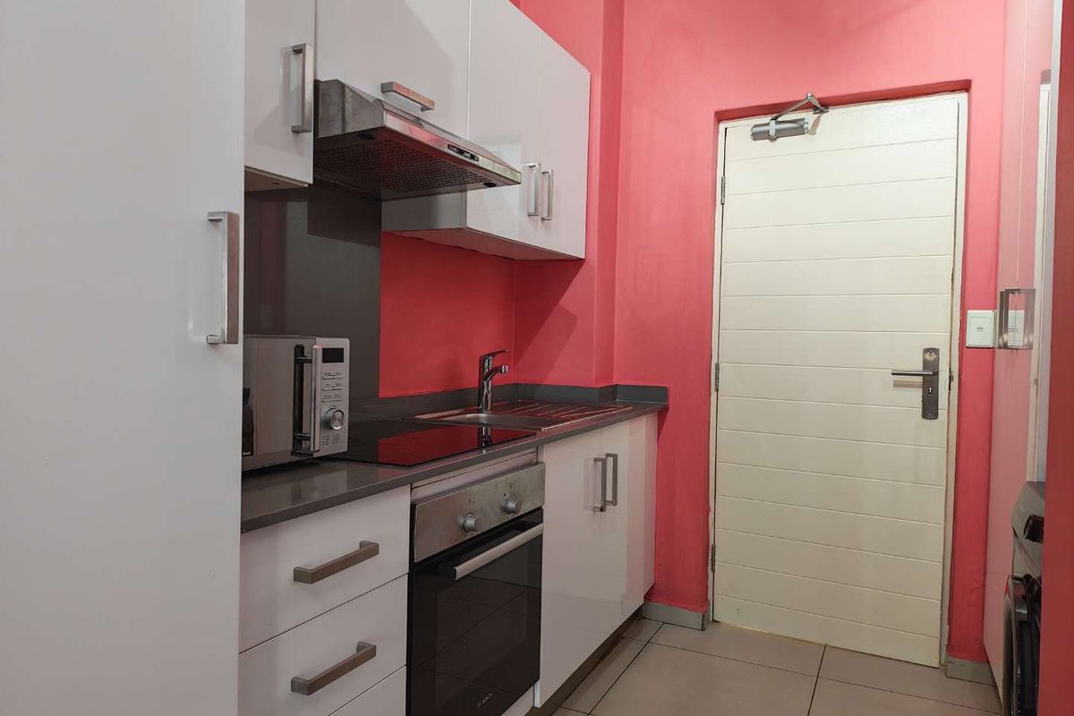 1 Bedroom Apartment for Sale in North RIding - Photo 4