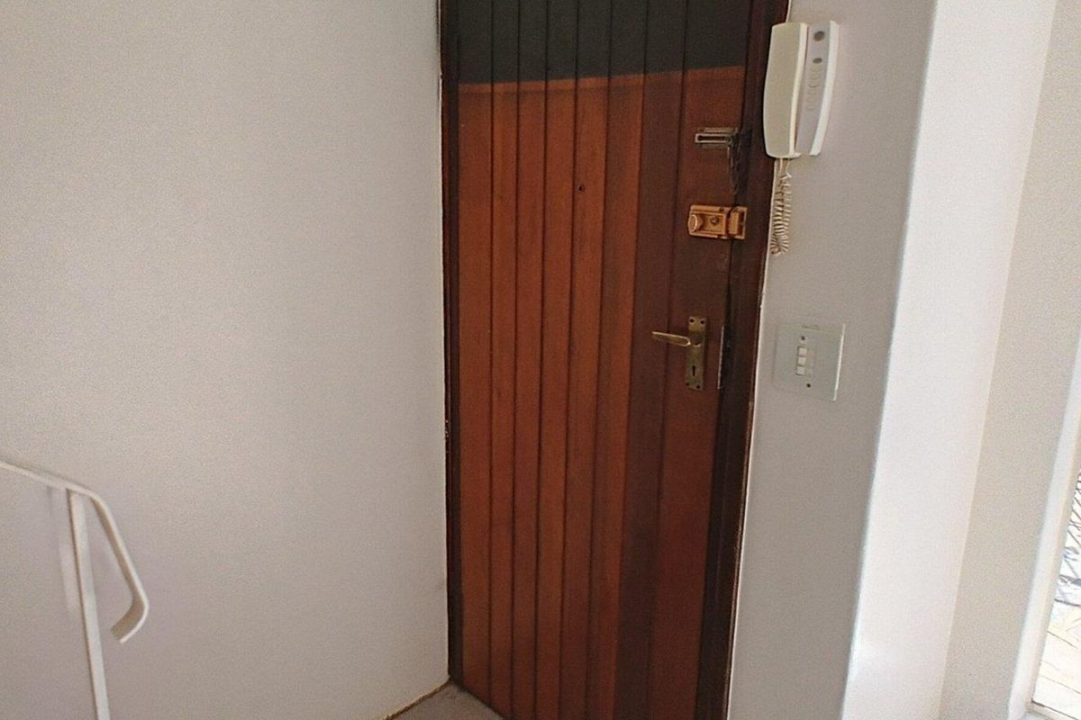 "Invest or Nest: Perfect Birchleigh Townhouse Awaits You!" - Photo 4